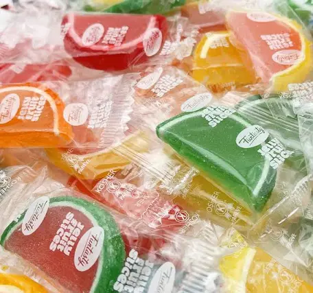 Assorted Wrapped Fruit Slices (8oz)