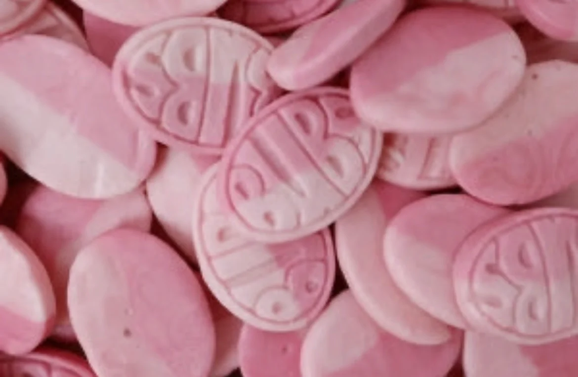 Bubs Wild Strawberry & Pomegranate - Swedish (6oz)
