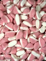 Strawberry Cake Puffs (12oz)